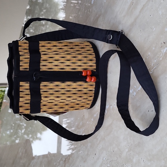 Saraye Tatami Small Woven Bucket Bag - Picture 1 of 12